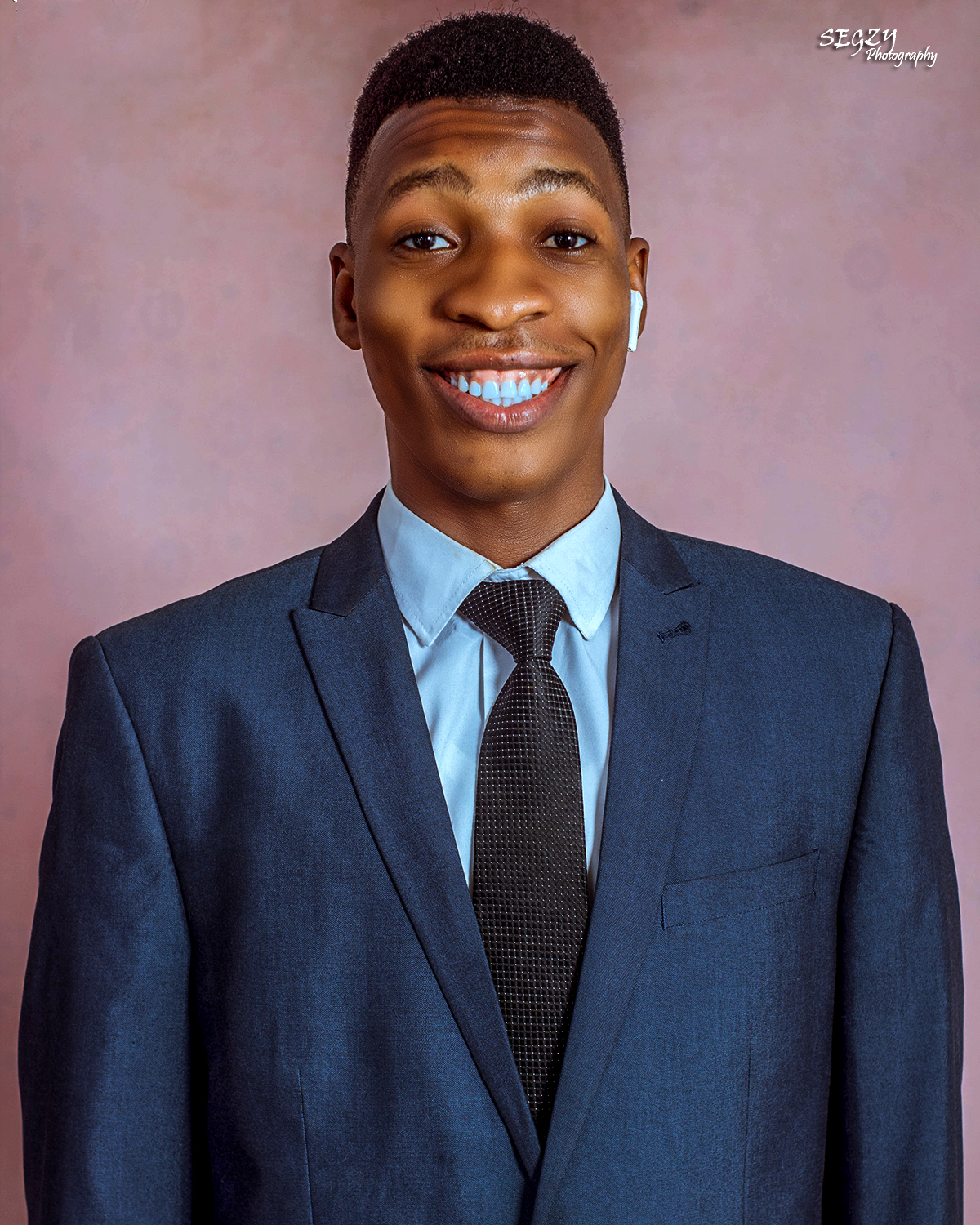 Jinadu Abisola Samuel - Business Coach & Digital Developer